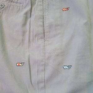 Men's Vinyard Vines Chino short with flag whale motif